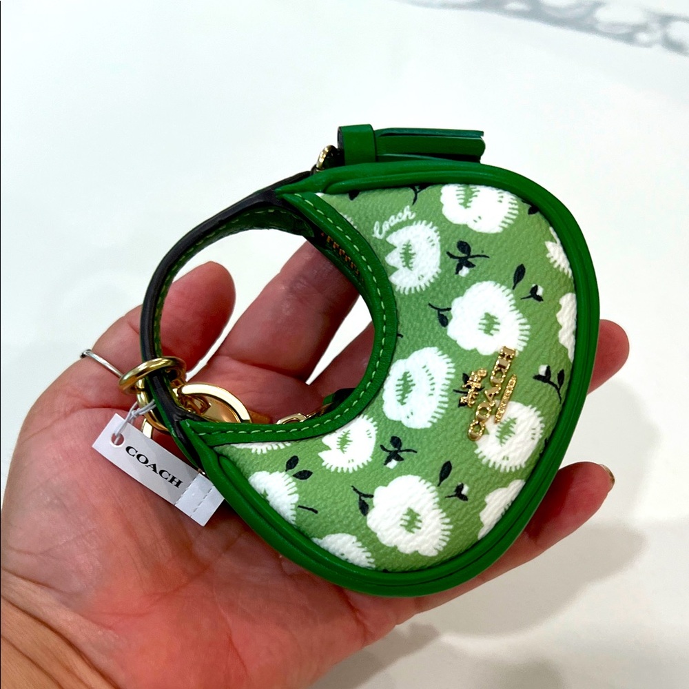 💚Cute. NWT COACH Mini Carmen Bag Charm. - Picture 2 of 16